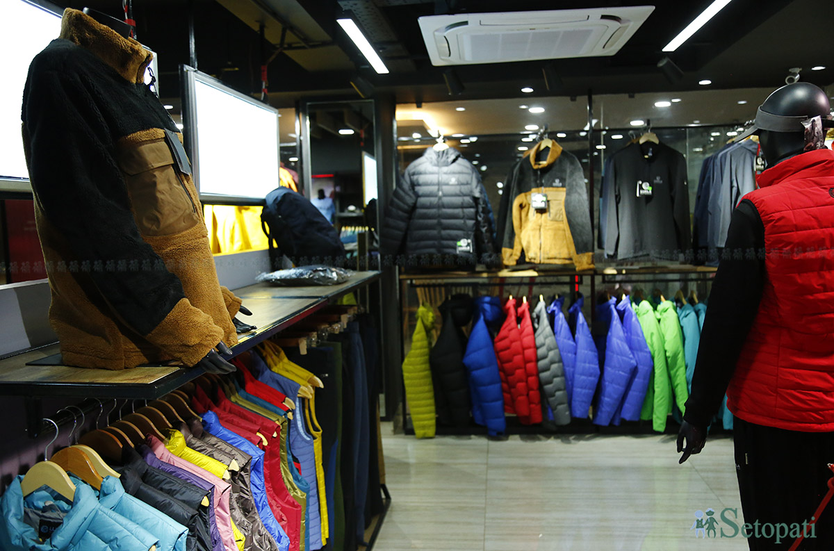 lukla outdoor (9).jpg